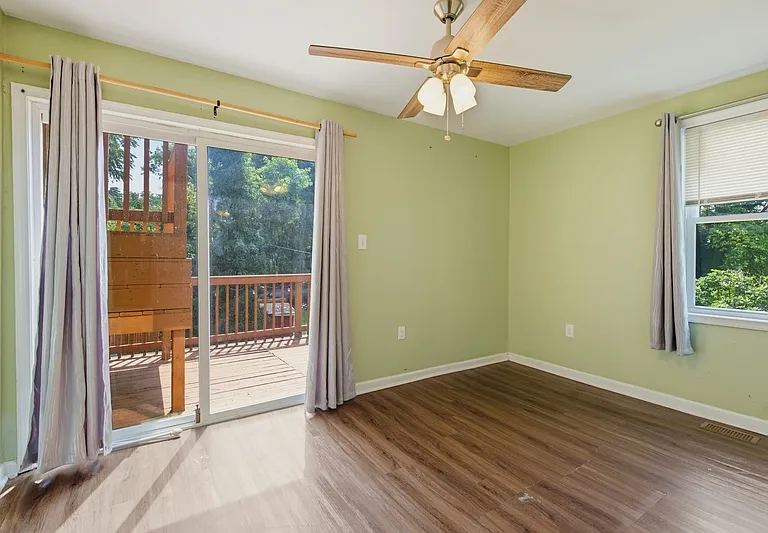 2101 Allendale Rd — Photo 16