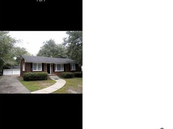 1701 Colonial Oaks Dr