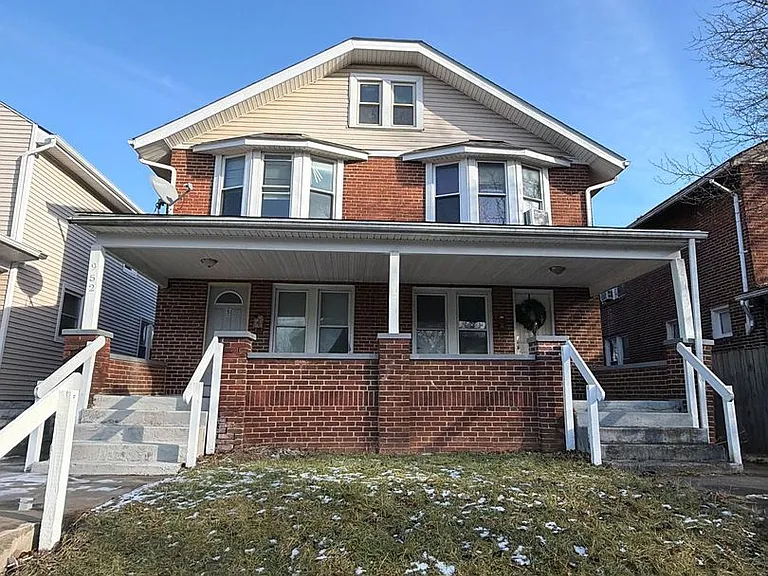 952-954 Heyl Ave — Photo 2