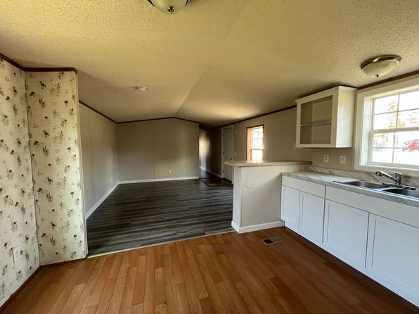 16 Pine Ridge Rd #16