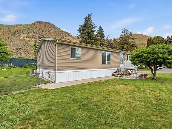 2nd image of 2401 Ord Rd #27