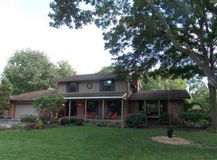 567 Ringling Rd, Crystal Lake, IL 60014