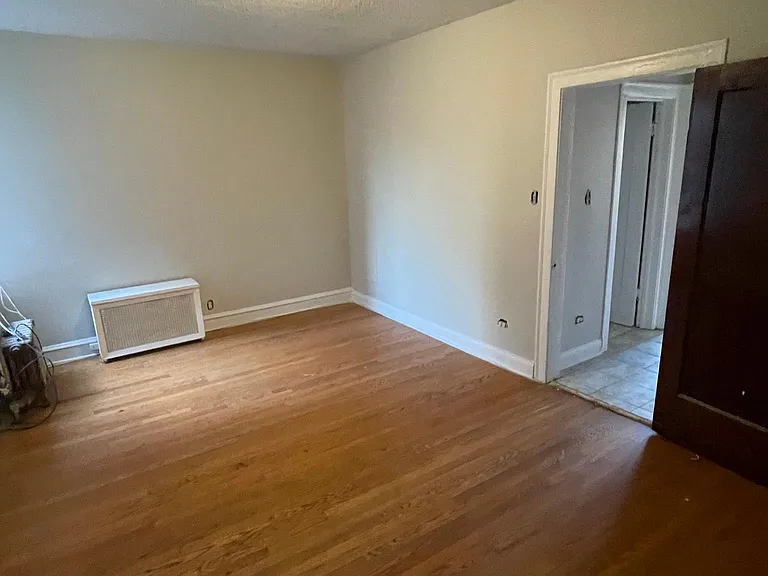7737 S Yates Blvd — Photo 2