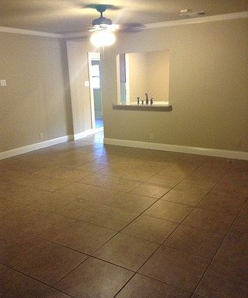 4th image of 2962 Moss Plain Dr