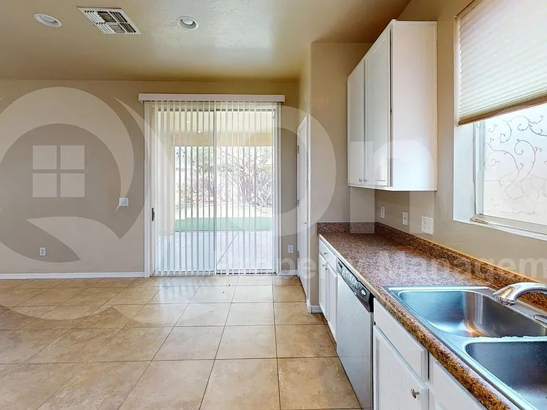5874 N Dartwhite Dr — Photo 20