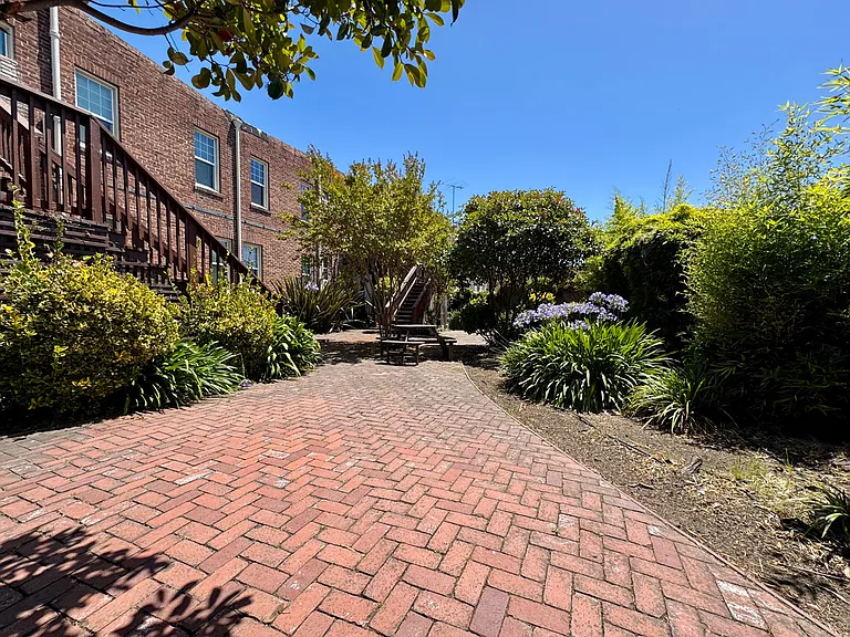 3629 West St — Photo 24