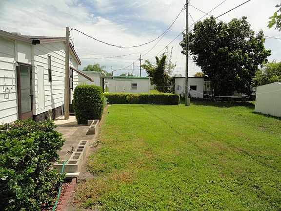 3rd image of 1374 Kingfisher Dr