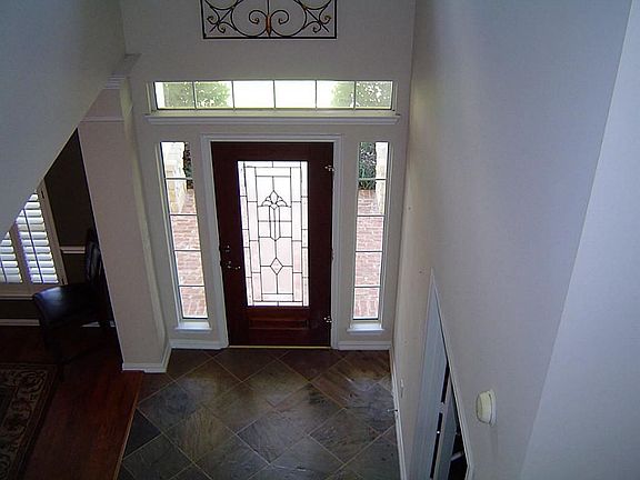 5th image of 14127 Sherburn Manor Dr