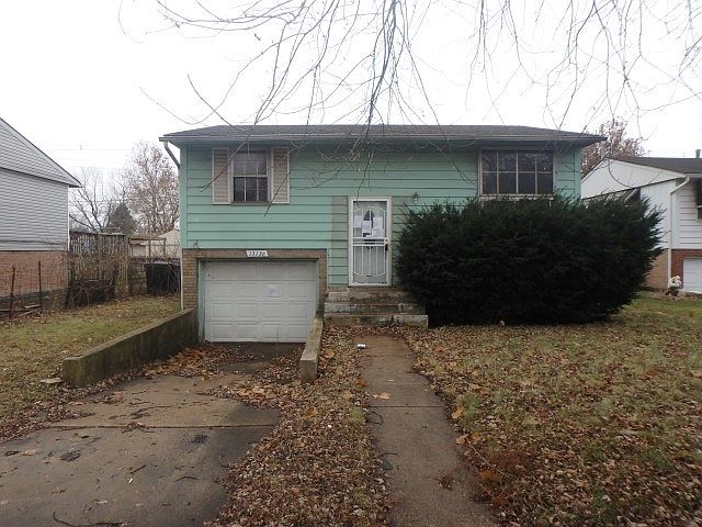 1st image of 13136 S Eberhart Ave