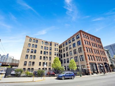 525 N Halsted St UNIT 208, Chicago, IL, 60642