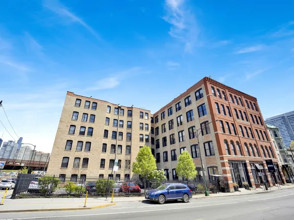 525 N Halsted St Unit 208, Chicago, IL 60642
