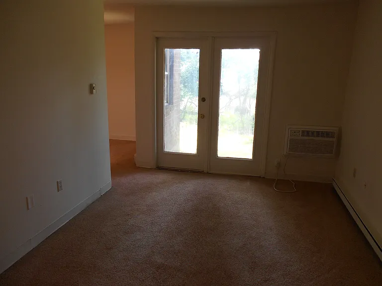 200 N Halstead St #4 — Photo 9