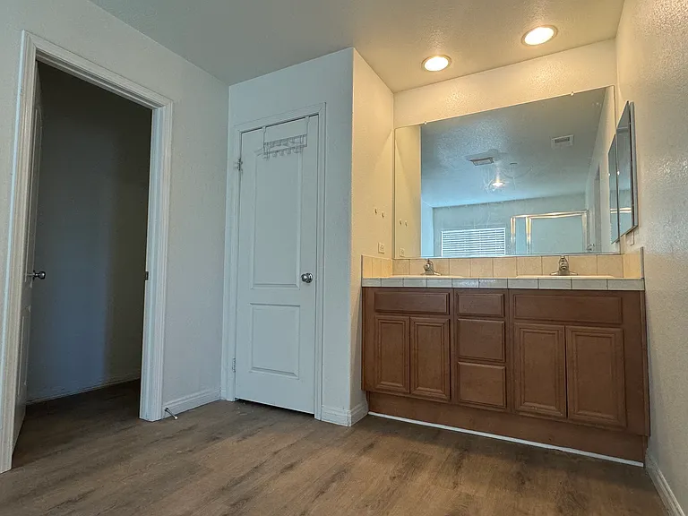 4566 Nicole Way — Photo 11