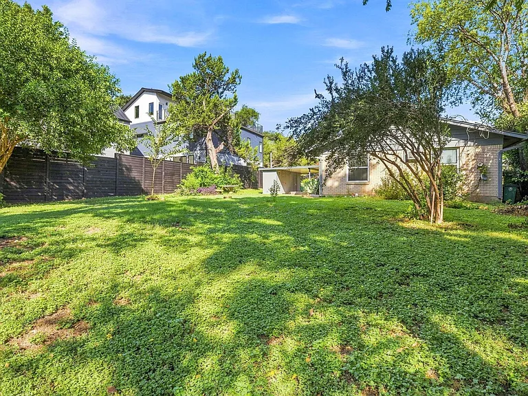 3607 Wilson St — Photo 23