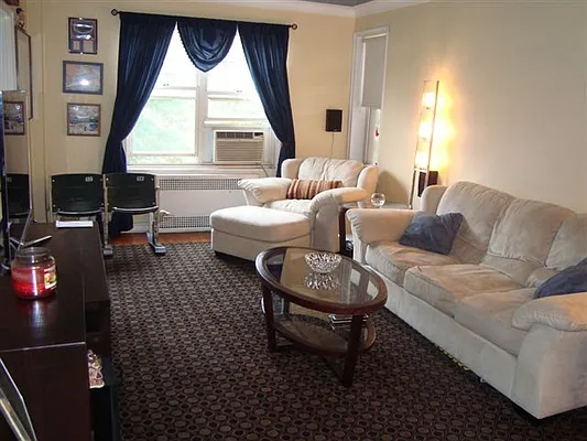 Sold by Benjamin Realty Since 1980 | media 2