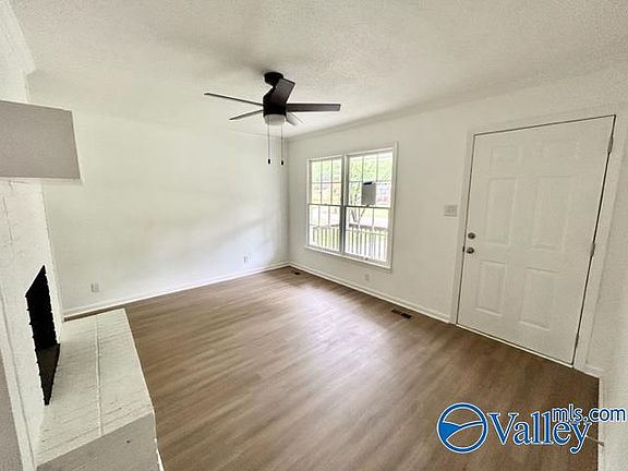 5th image of 3012 Love Dr NW