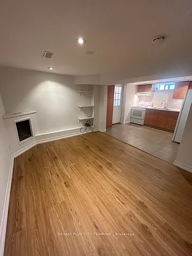 686 Sammon Ave #BASEMENT Photo 1
