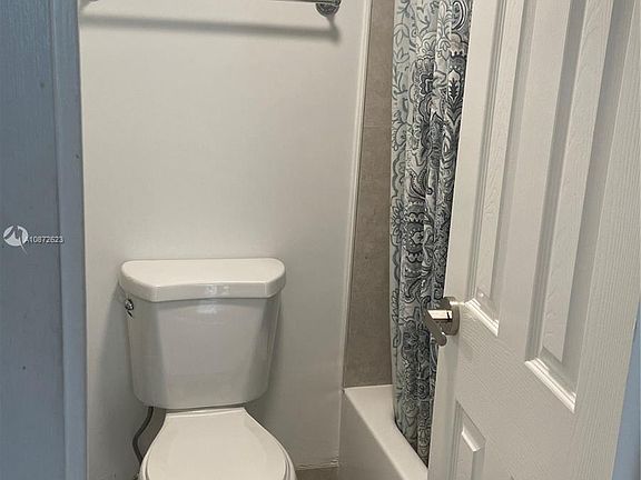2nd image of 200 177th Dr APT 309
