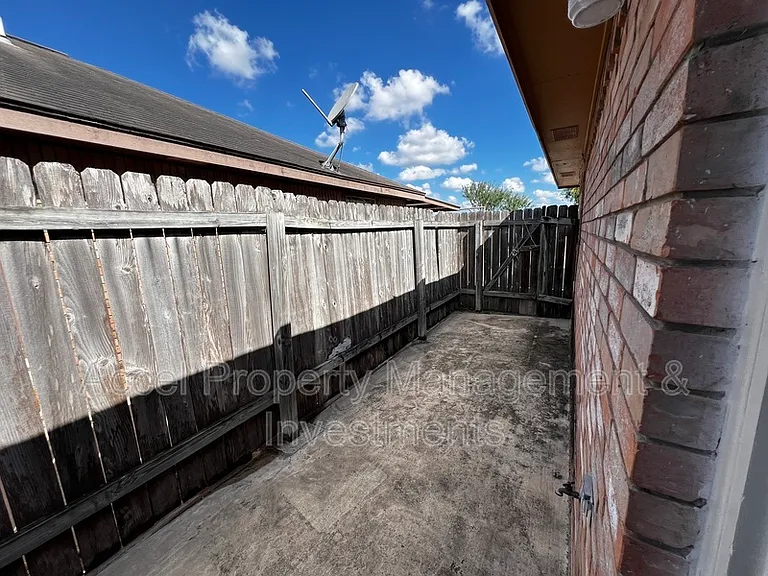 2003 Villa Linda Ave #2 — Photo 13