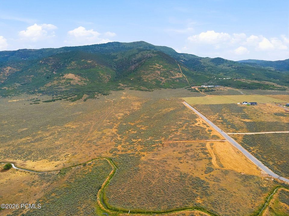 1st image of 875 E Hoyt Peak Ranch Rd #2