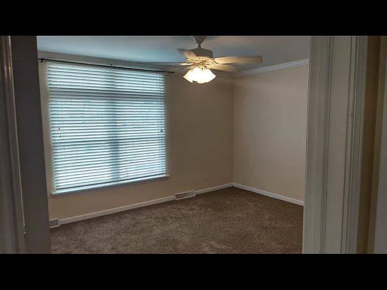 Penny Ln — Photo 2