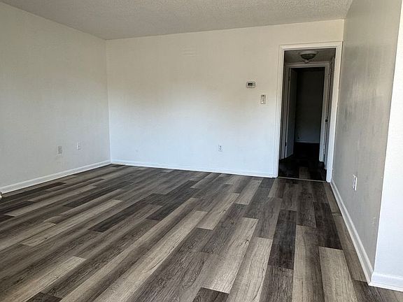 2nd image of 400 N Hawley St APT 5