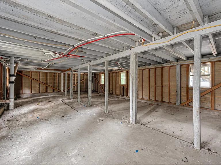 21146 Caney Dr — Photo 39