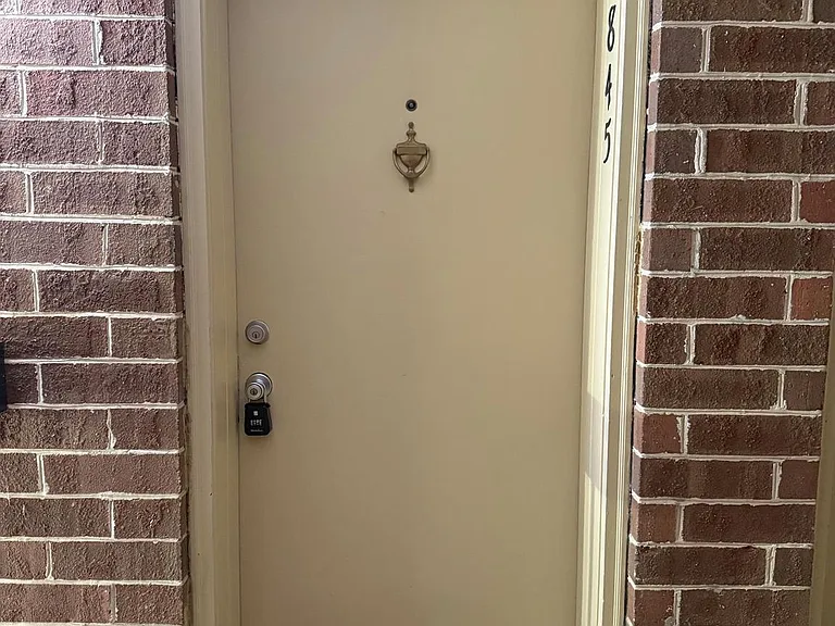 44790 Locust Ridge Ct #9B — Photo 2