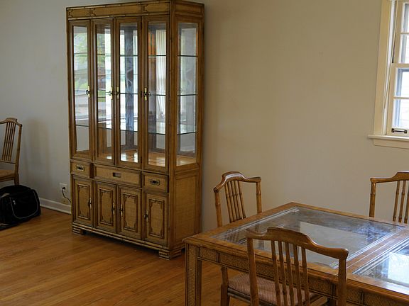 4th image of 3S261 Ironwood Dr