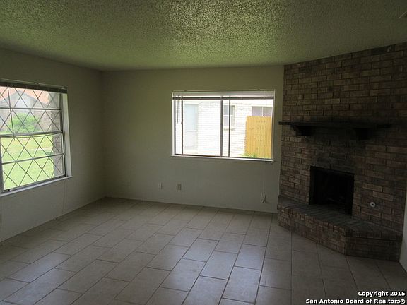 2nd image of 4711 Echo Bend Cir