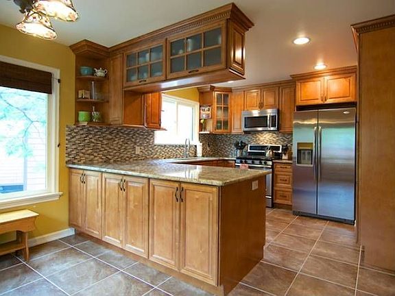 Gourmet Kitchen
