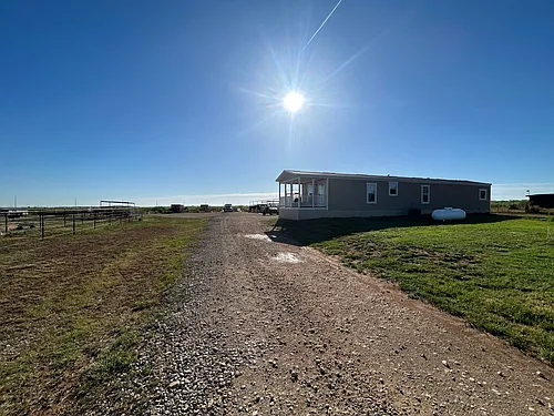 4435 Hayter Rd Photo 1