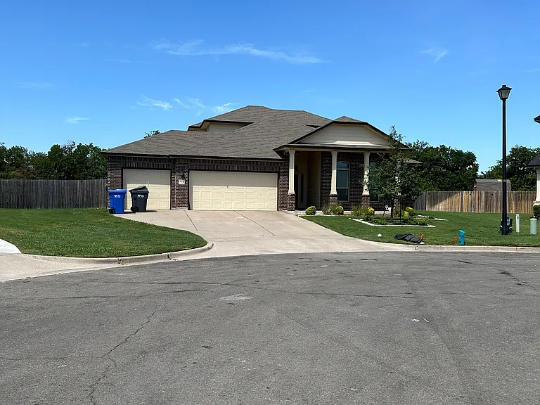 5301 Flatiron Dr — Photo 4