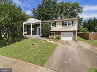 5658 Neddleton Ave, Woodbridge, VA 22193