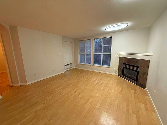 3rd image of 2102 W 38th Ave #208