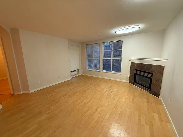 2102 W 38th Ave #208 — Photo 3