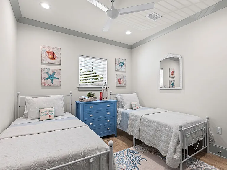 45 Golden Bell Ct #C — Photo 23