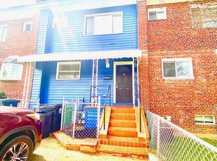 5317 Leverett St, Oxon Hill, MD 20745