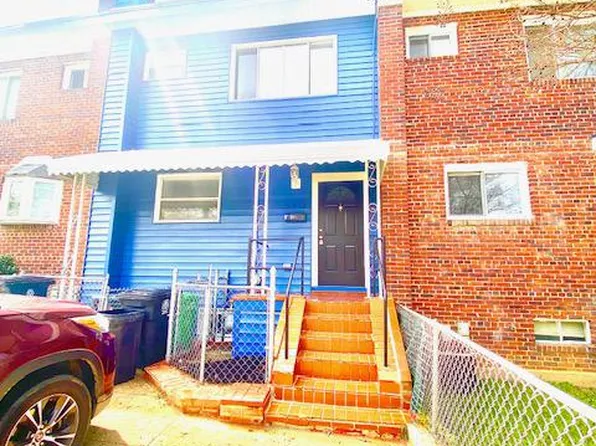 5317 Leverett St, Oxon Hill, MD 20745