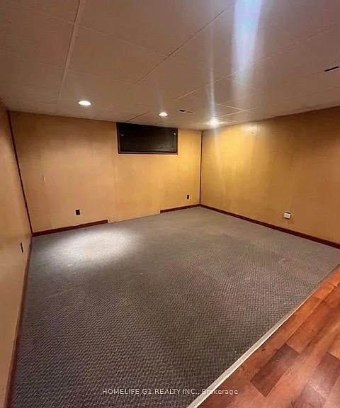 79 Sun Row Dr — Photo 2
