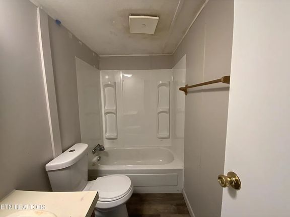5th image of 124 Freeman Rd