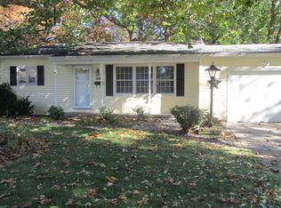 1146 52nd Street Ct, Moline, IL 61265
