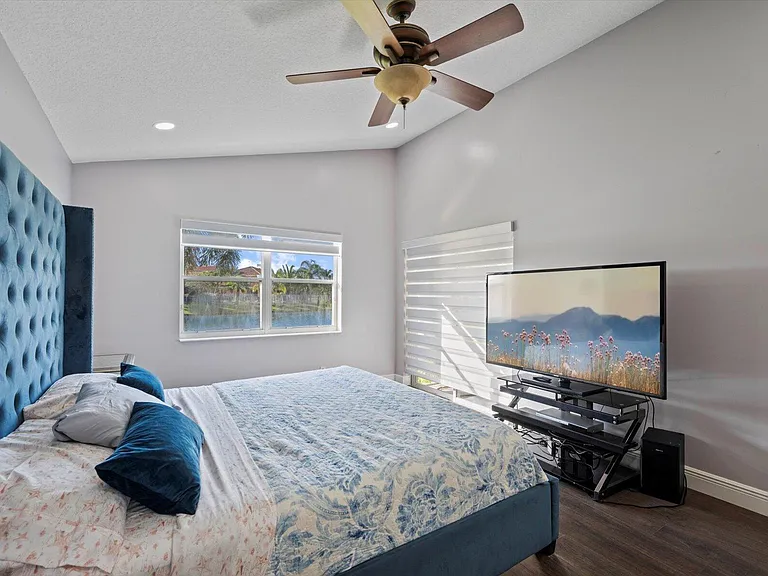 3689 Miramontes Cir — Photo 21