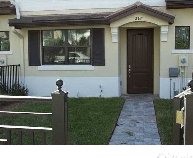 1st image of 819 S Ocean Blvd
