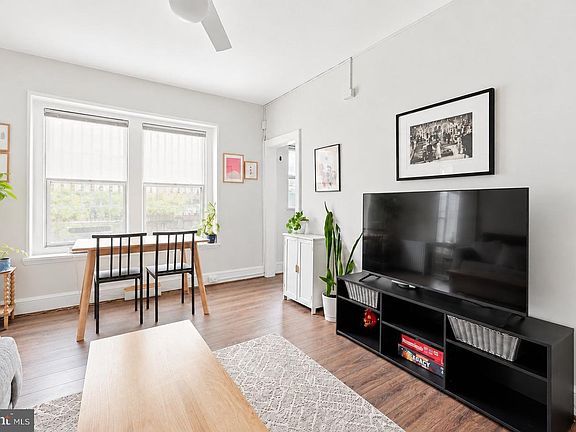 4th image of 1820 Clydesdale Pl NW APT 112