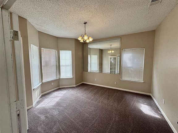 4th image of 2720 Pioneer Ln