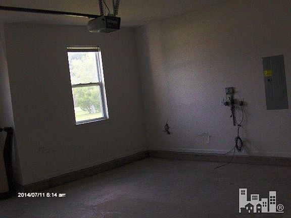 5th image of 319 Coral Stone Court SE