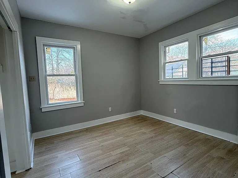 129 Grove Ter #1A — Photo 10