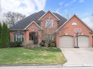 903 Manchester Rd, London, ON N6H5H3