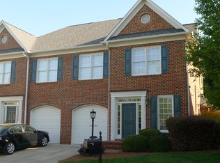 5403 Ridingate Ct, Greensboro, NC 27455